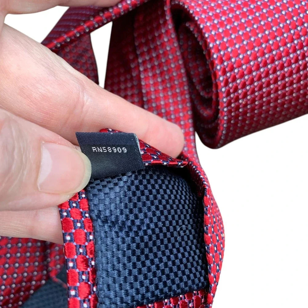 Cremieux red 100%‎ silk handmade tie